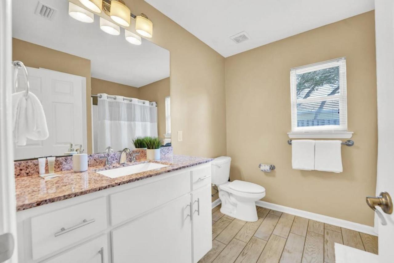 Dolphin Way Holiday home